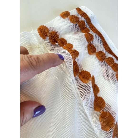 Vintage 70s curtain, tan, rust floral & dots embroidered pattern, sheer panel - Picture 10 of 10